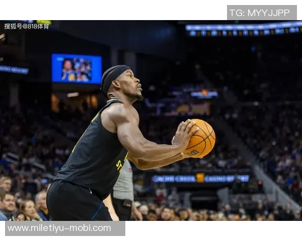 巴特勒罚球全中展现统治力科尔赞其场上掌控力与稳定性 巴特勒罚球全中展现统治力科尔赞其场上掌控力与稳定性