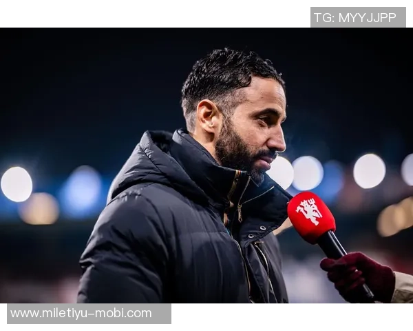 梅努姐姐晒笑容照片引发热议阿莫林下课后球队新篇章开启